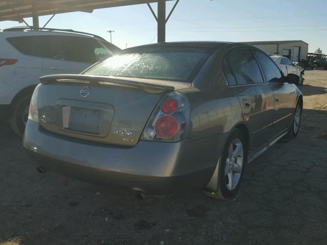 1N4BL11D05N440940 - 2005 NISSAN ALTIMA SE SILVER photo 4