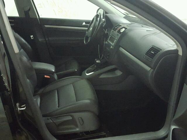 3VWRZ71K49M161738 - 2009 VOLKSWAGEN JETTA SE 黑色 照片 5