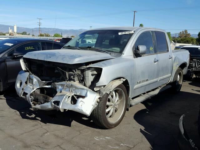 1N6AA07A55N557963 - 2005 NISSAN TITAN XE SILVER photo 2