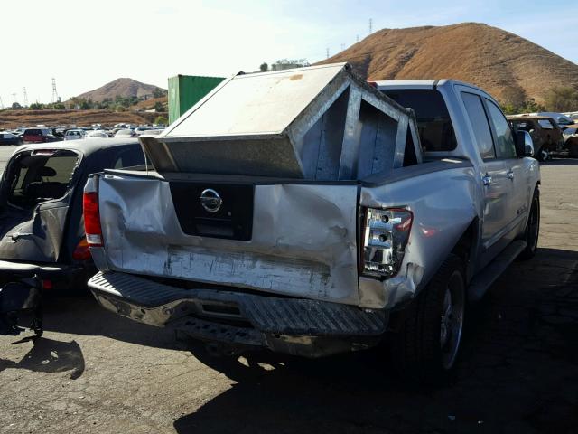 1N6AA07A55N557963 - 2005 NISSAN TITAN XE SILVER photo 4