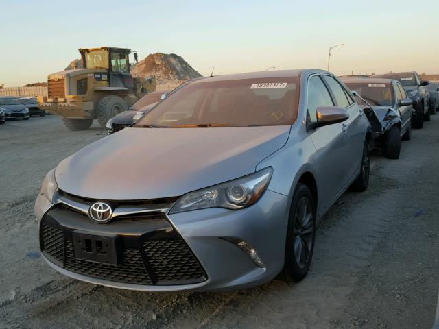 4T1BF1FK2GU252143 - 2016 TOYOTA CAMRY LE SILVER photo 2