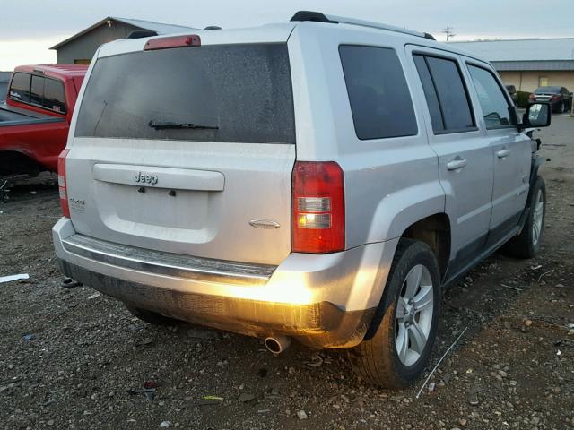 1J4NF4GB7BD165150 - 2011 JEEP PATRIOT LA SILVER photo 4