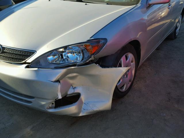 4T1BE32K63U255108 - 2003 TOYOTA CAMRY LE SILVER photo 9