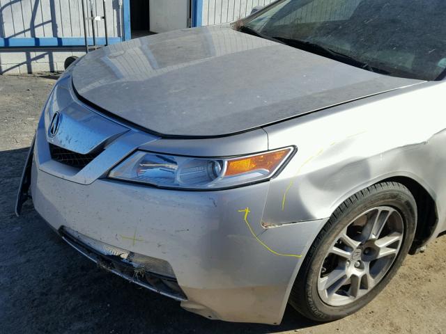 19UUA862X9A021467 - 2009 ACURA TL SILVER photo 10