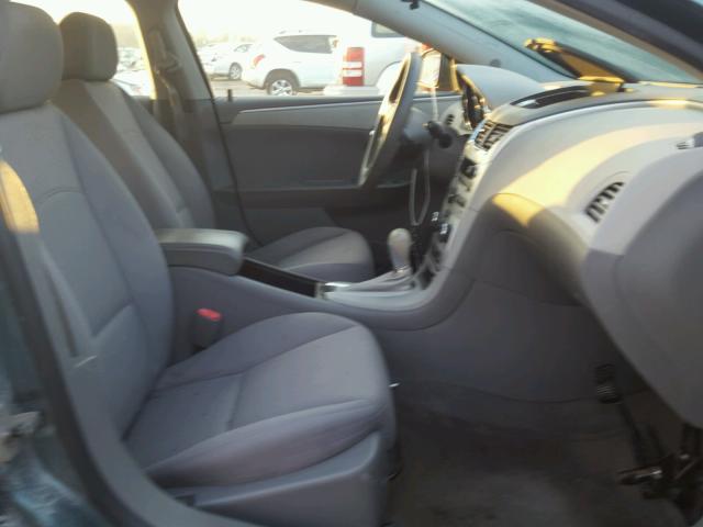 1G1ZH57B69F255596 - 2009 CHEVROLET MALIBU 1LT GREEN photo 5