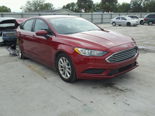 3FA6P0H71HR108197 - 2017 FORD FUSION SE MAROON photo 1