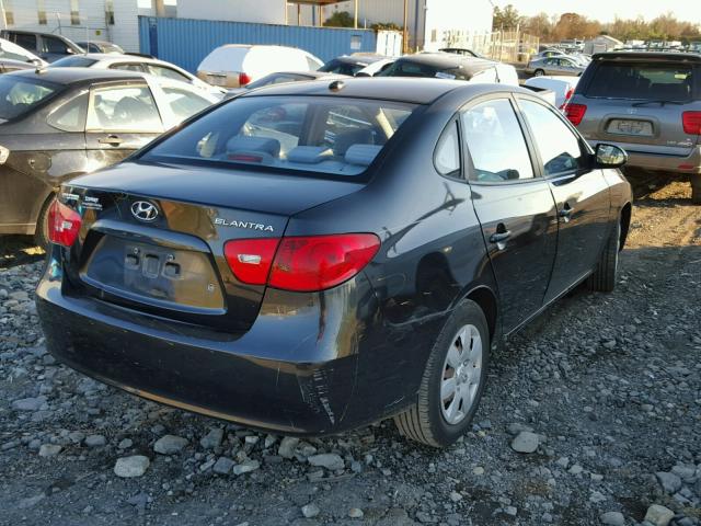 KMHDU46D58U489387 - 2008 HYUNDAI ELANTRA GL BLACK photo 4