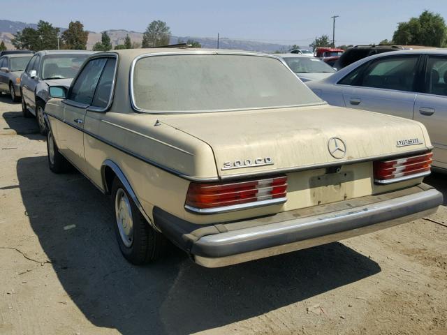 12315012004845 - 1978 MERCEDES-BENZ 300 CD YELLOW photo 3