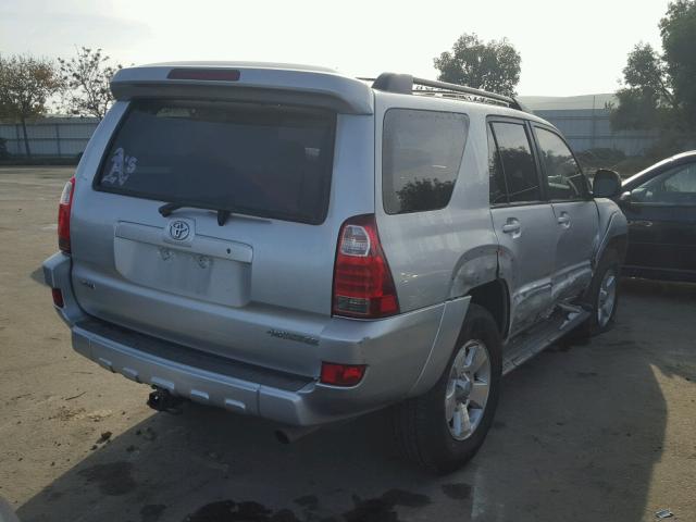 JTEZU14R758025735 - 2005 TOYOTA 4RUNNER SR SILVER photo 4