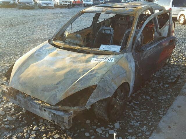 3FAHP313X1R184248 - 2001 FORD FOCUS ZX3 BURN photo 2