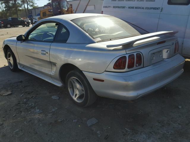 1FAFP4046WF110692 - 1998 FORD MUSTANG SILVER photo 3