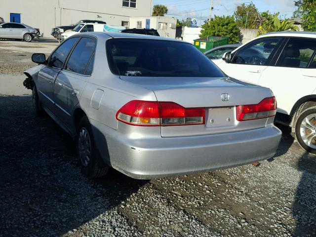 1HGCF86681A059865 - 2001 HONDA ACCORD VAL SILVER photo 3