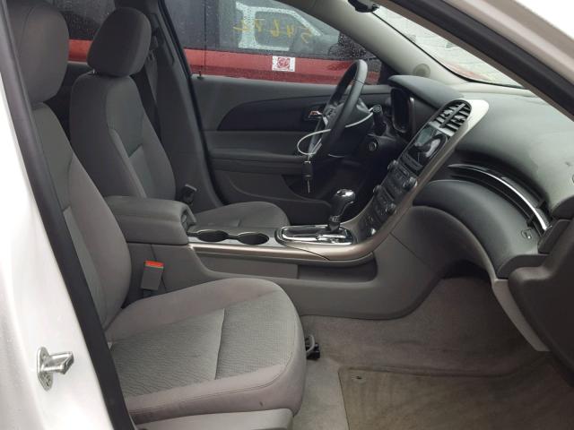 1G11B5SA0DF244308 - 2013 CHEVROLET MALIBU LS თეთრი ფოტო 5