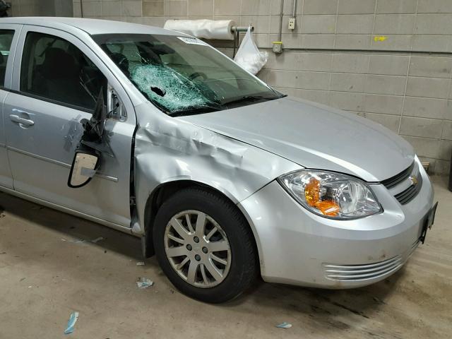 1G1AD5F52A7176073 - 2010 CHEVROLET COBALT 1LT SILVER photo 9