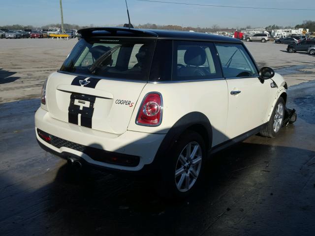 WMWSV3C5XCT386865 - 2012 MINI COOPER S WHITE photo 4