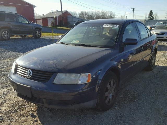 WVWPD63B7XE388098 - 1999 VOLKSWAGEN PASSAT GLX BLUE photo 2