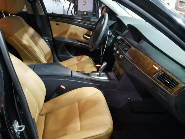 WBANV9C55AC138827 - 2010 BMW 535 XI Черный фото 5