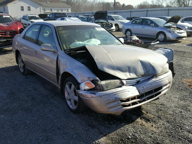 4T1BG22K5XU474961 - 1999 TOYOTA CAMRY CE TAN photo 1