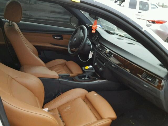 WBAKE3C56DE771670 - 2013 BMW 328 I WHITE photo 5