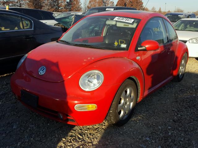 3VWCB21CX2M424729 - 2002 VOLKSWAGEN NEW BEETLE RED photo 2