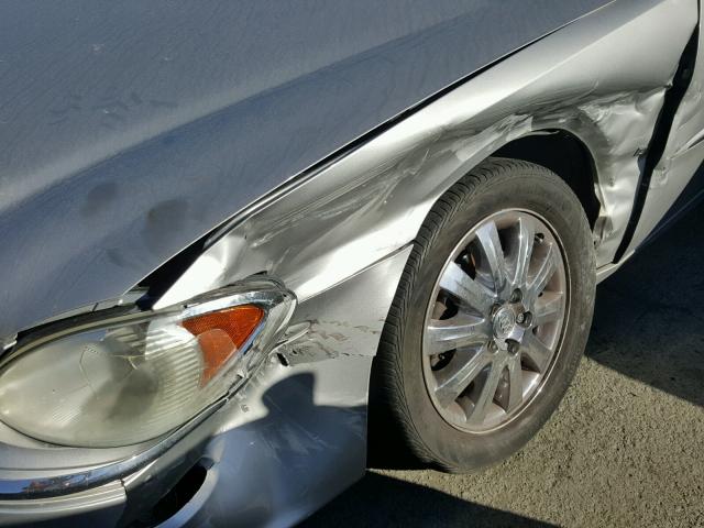 2G4WD582581261833 - 2008 BUICK LACROSSE C SILVER photo 9