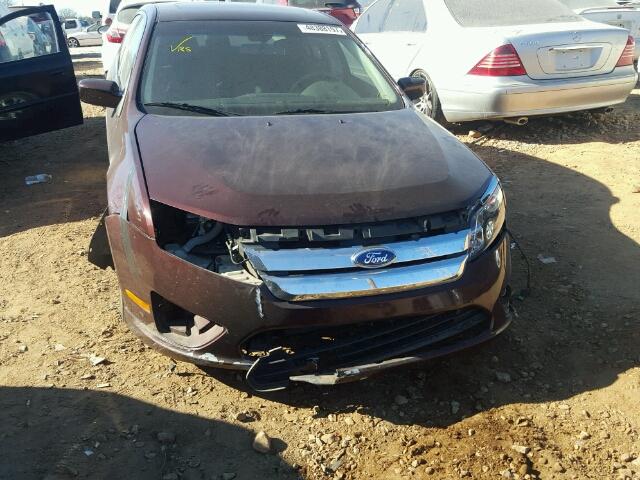 3FAHP0HA4CR209537 - 2012 FORD FUSION SE MAROON photo 9