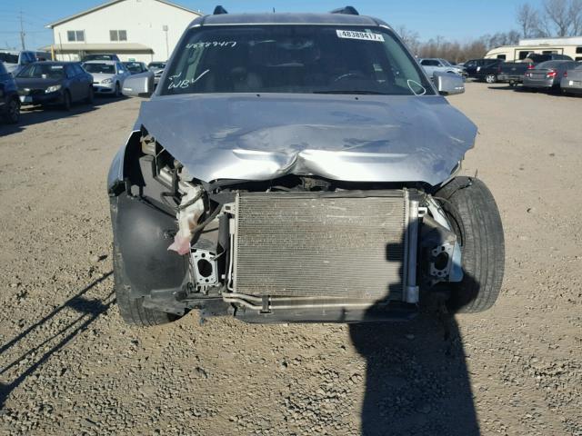 1GKKVRKD6FJ137174 - 2015 GMC ACADIA SLT ვერცხლისფერი ფოტო 9