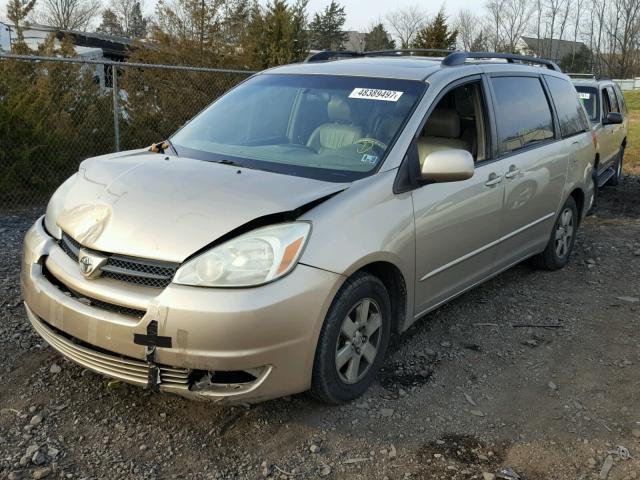 5TDZA22C14S032661 - 2004 TOYOTA SIENNA XLE BEIGE photo 2