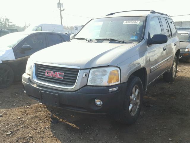 1GKDT13SX22103398 - 2002 GMC ENVOY TAN photo 2