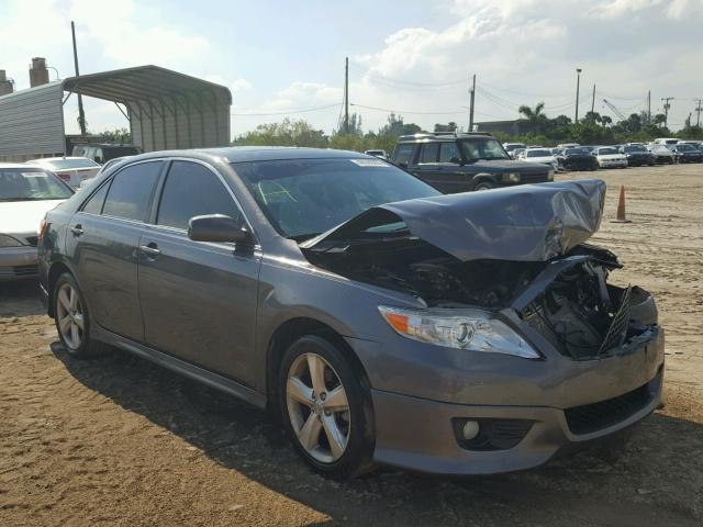 4T1BF3EK0BU672571 - 2011 TOYOTA CAMRY BASE GRAY photo 1