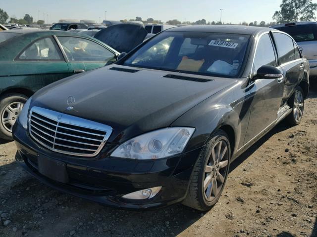 WDDNG71XX7A107069 - 2007 MERCEDES-BENZ S 550 BLACK photo 2