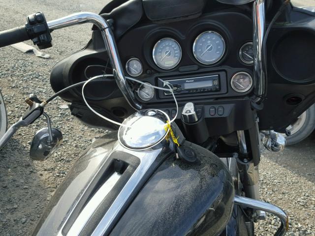 1HD1KEM32CB646163 - 2012 HARLEY-DAVIDSON FLHTK ELEC BLACK photo 5