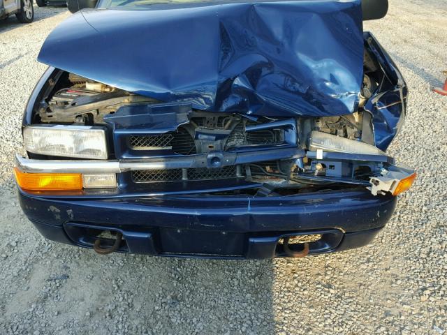 1GNDT13W3X2125160 - 1999 CHEVROLET BLAZER BLUE photo 7