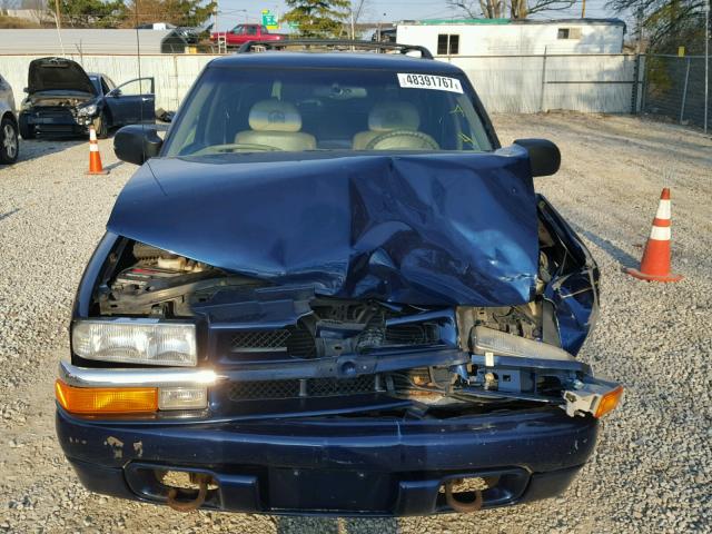 1GNDT13W3X2125160 - 1999 CHEVROLET BLAZER BLUE photo 9