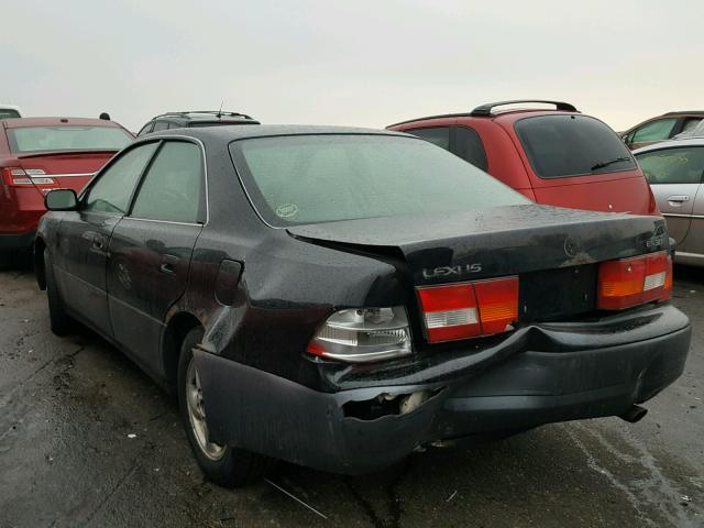 JT8BF22G0V0004763 - 1997 LEXUS ES 300 BLACK photo 3