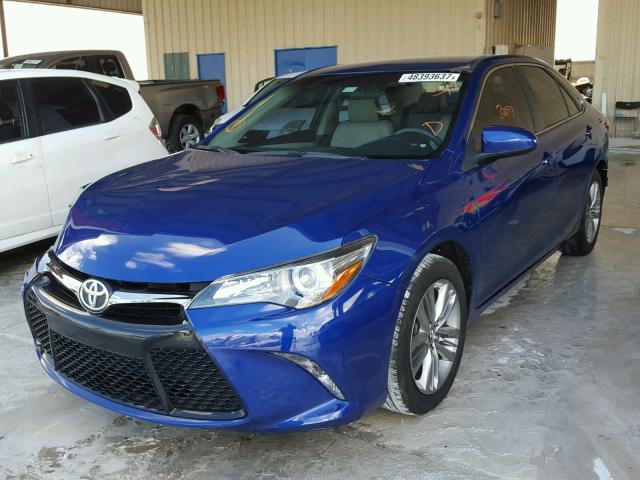 4T1BF1FK3FU996512 - 2015 TOYOTA CAMRY LE BLUE photo 2