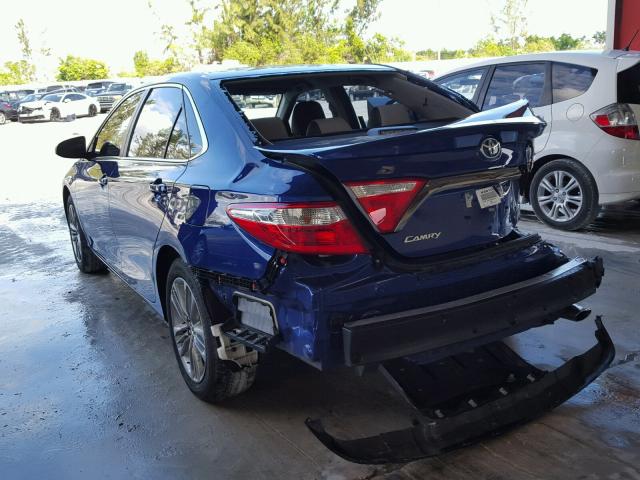 4T1BF1FK3FU996512 - 2015 TOYOTA CAMRY LE 蓝色 照片 3