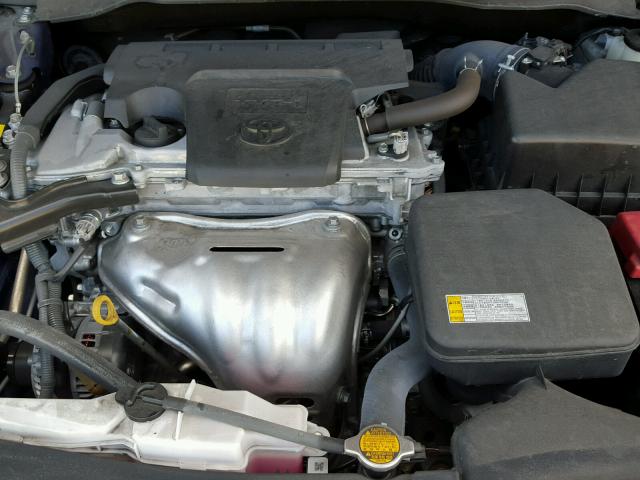 4T1BF1FK3FU996512 - 2015 TOYOTA CAMRY LE 蓝色 照片 7