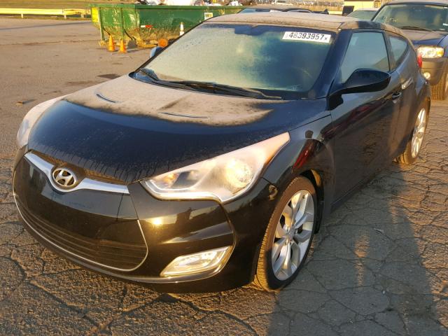 KMHTC6AD6DU165120 - 2013 HYUNDAI VELOSTER B BLACK photo 2