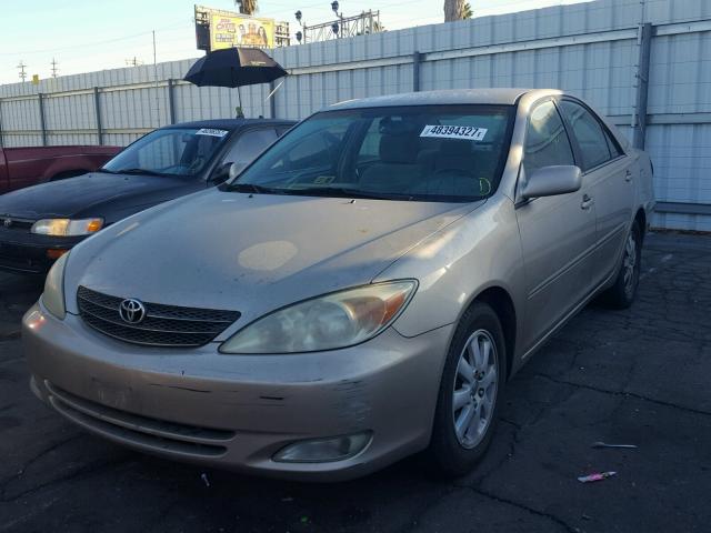 4T1BE30K53U246077 - 2003 TOYOTA CAMRY LE TAN photo 2