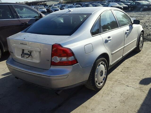 YV1MS682842010753 - 2004 VOLVO S40 T5 SILVER photo 4