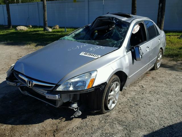 1HGCM56727A133108 - 2007 HONDA ACCORD EX SILVER photo 2