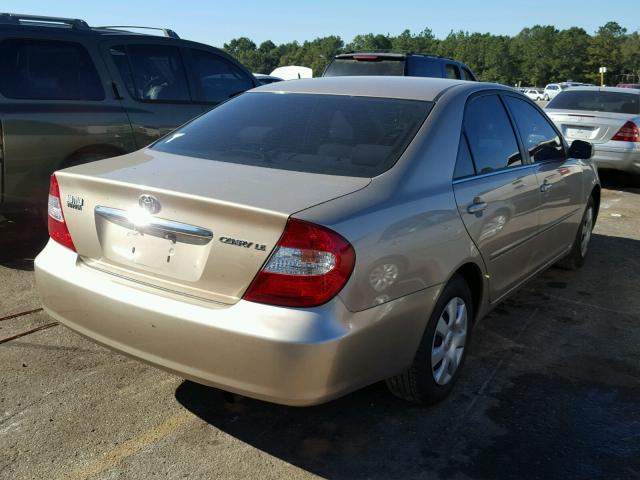 4T1BE32K62U111959 - 2002 TOYOTA CAMRY LE ოქროსფერი ფოტო 4