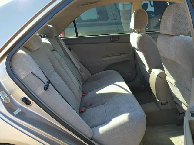 4T1BE32K62U111959 - 2002 TOYOTA CAMRY LE ოქროსფერი ფოტო 6