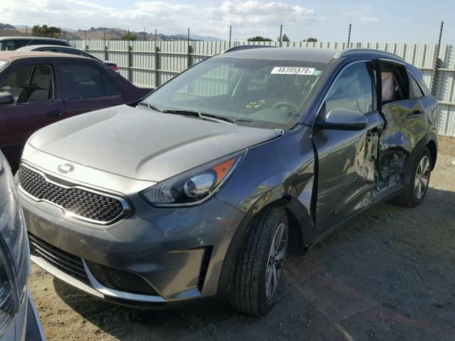 KNDCB3LC8J5170058 - 2018 KIA NIRO FE GRAY photo 2