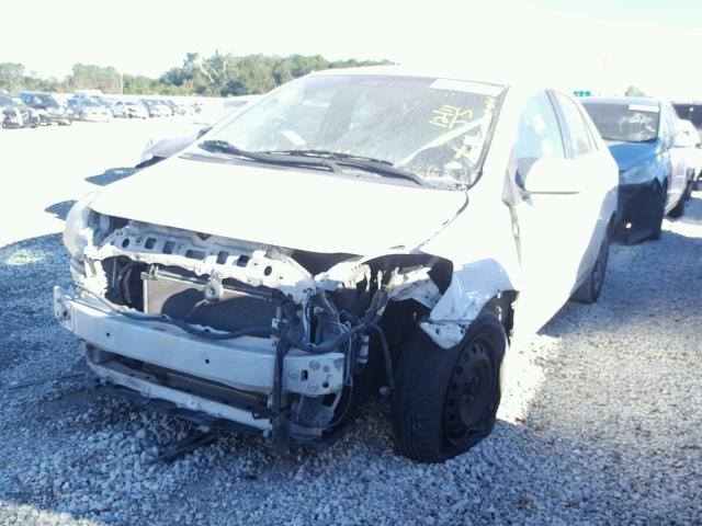 JTDBT923471058239 - 2007 TOYOTA YARIS WHITE photo 2