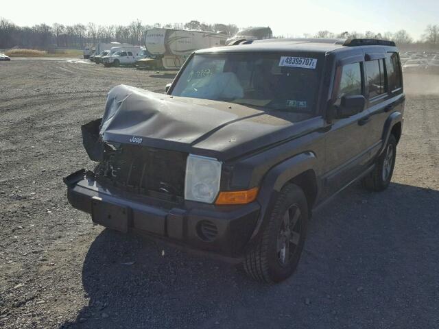 1J8HG48K66C244358 - 2006 JEEP COMMANDER BLACK photo 2