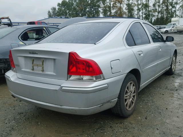 YV1RS612452453998 - 2005 VOLVO S60 فضي صورة 4