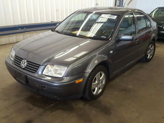 3VWSK69MX3M147470 - 2003 VOLKSWAGEN JETTA GRAY photo 2