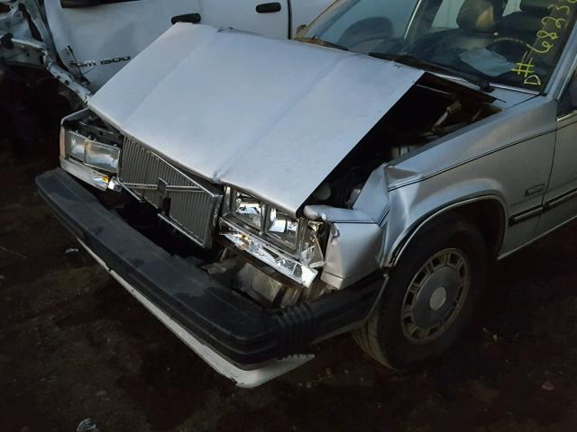 YV1FX8857H1109219 - 1987 VOLVO 740 GLE SILVER photo 10